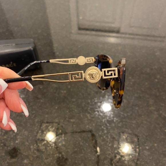 Versace Tortoise Cat-Eye Sunglasses - Picture 3 of 4
